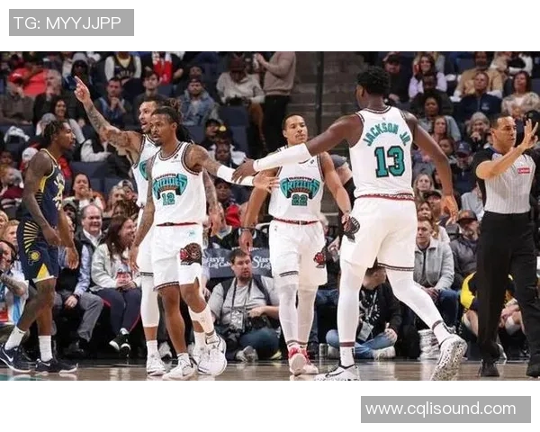 尼克斯与猛龙精彩对决录像回放全场亮点分析与赛后点评